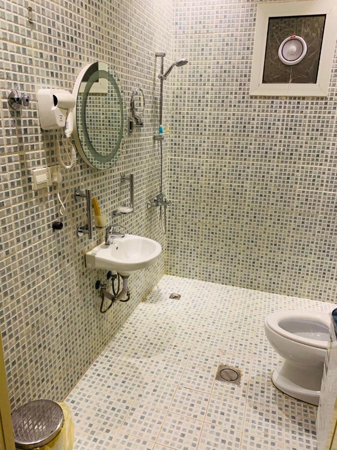Al Bateel Furnished Apartments Эр-Рияд Экстерьер фото