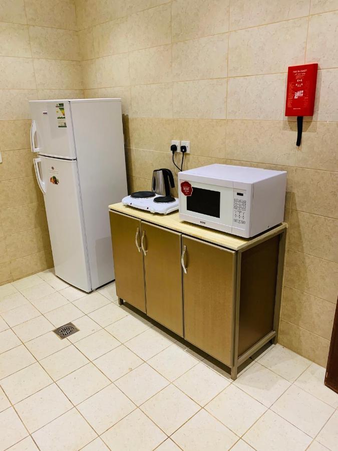 Al Bateel Furnished Apartments Эр-Рияд Экстерьер фото